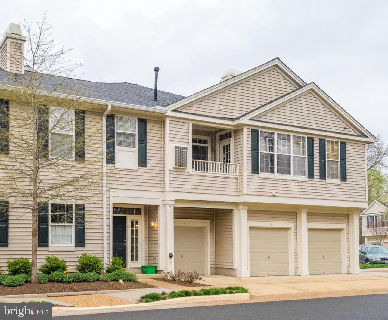 11404 Gate Hill Place, Unit 96 Reston, VA 20194 - Photo 4 of 32 Gallery Image 4