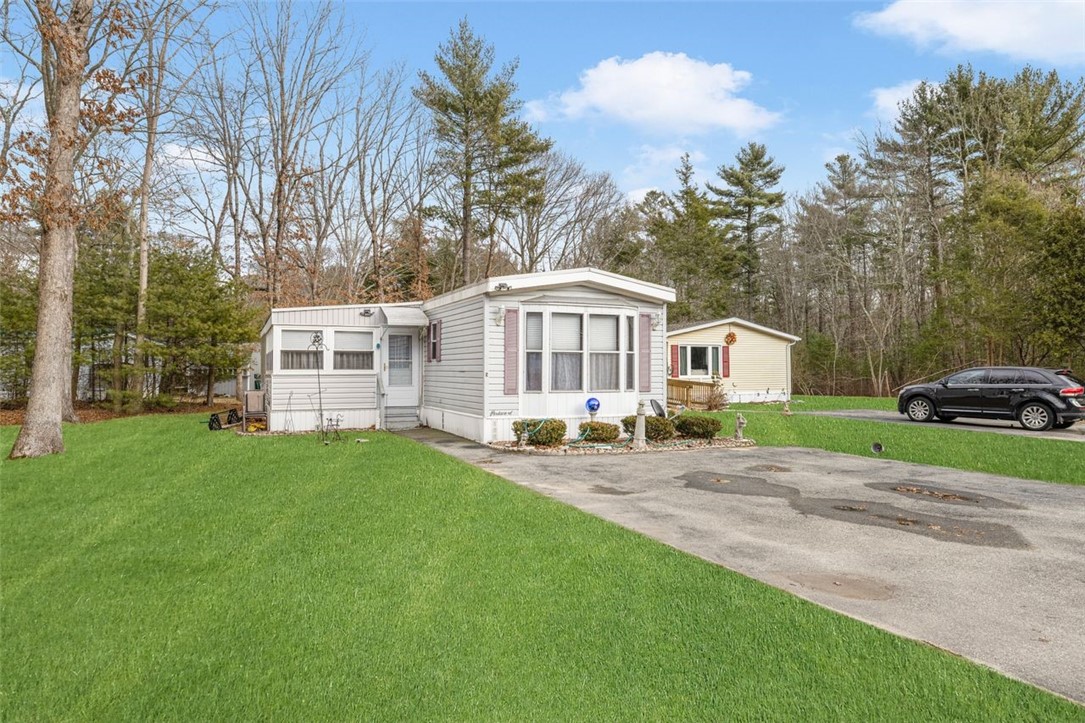5 Freedom Way Coventry, RI 02816 - Photo 1 of 31 Gallery Image 1