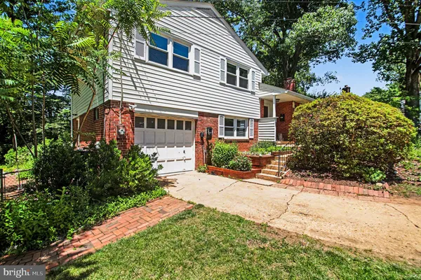 $650,000 | 7411 Ellwood Place, Springfield, VA 22150