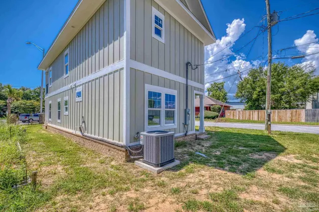 $479,000 | 1940 Barrancas Avenue, Pensacola, FL 32502