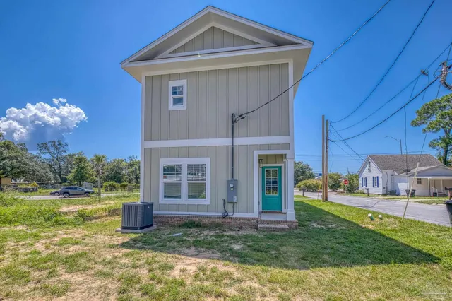 $479,000 | 1940 Barrancas Avenue, Pensacola, FL 32502