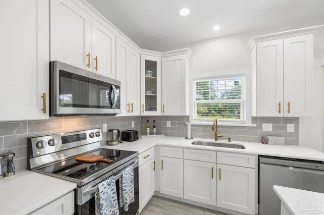 $479,000 | 1940 Barrancas Avenue, Pensacola, FL 32502