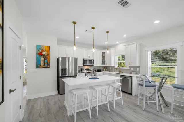 $479,000 | 1940 Barrancas Avenue, Pensacola, FL 32502