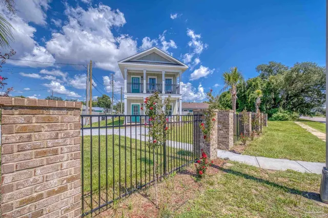 $479,000 | 1940 Barrancas Avenue, Pensacola, FL 32502