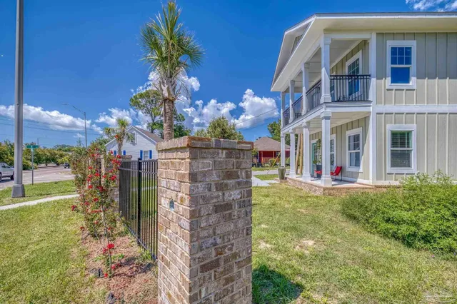 $479,000 | 1940 Barrancas Avenue, Pensacola, FL 32502