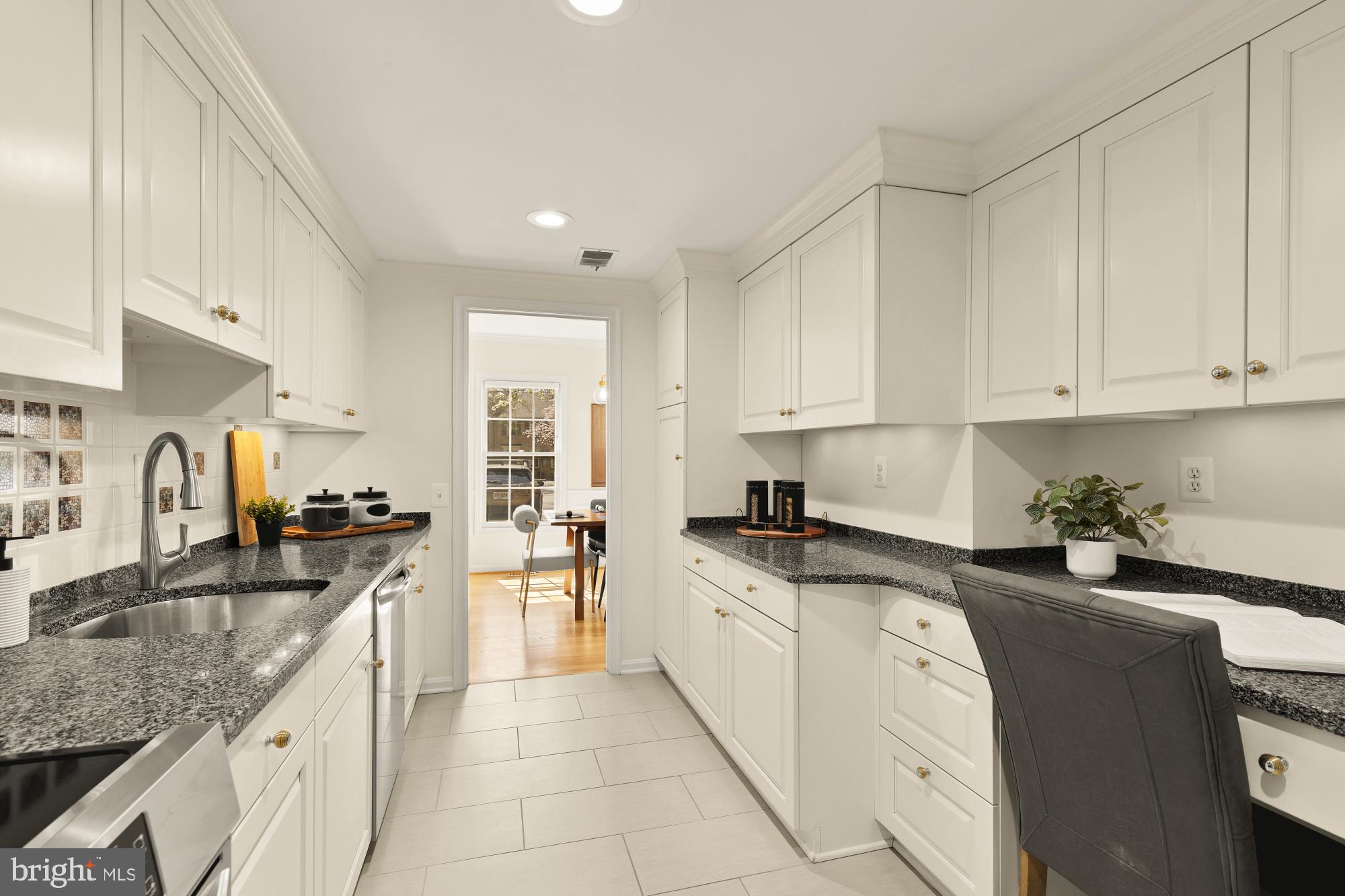 4629 4th Road North Arlington, VA 22203 - Photo 11 of 41 All New Stainless Steel Appliances