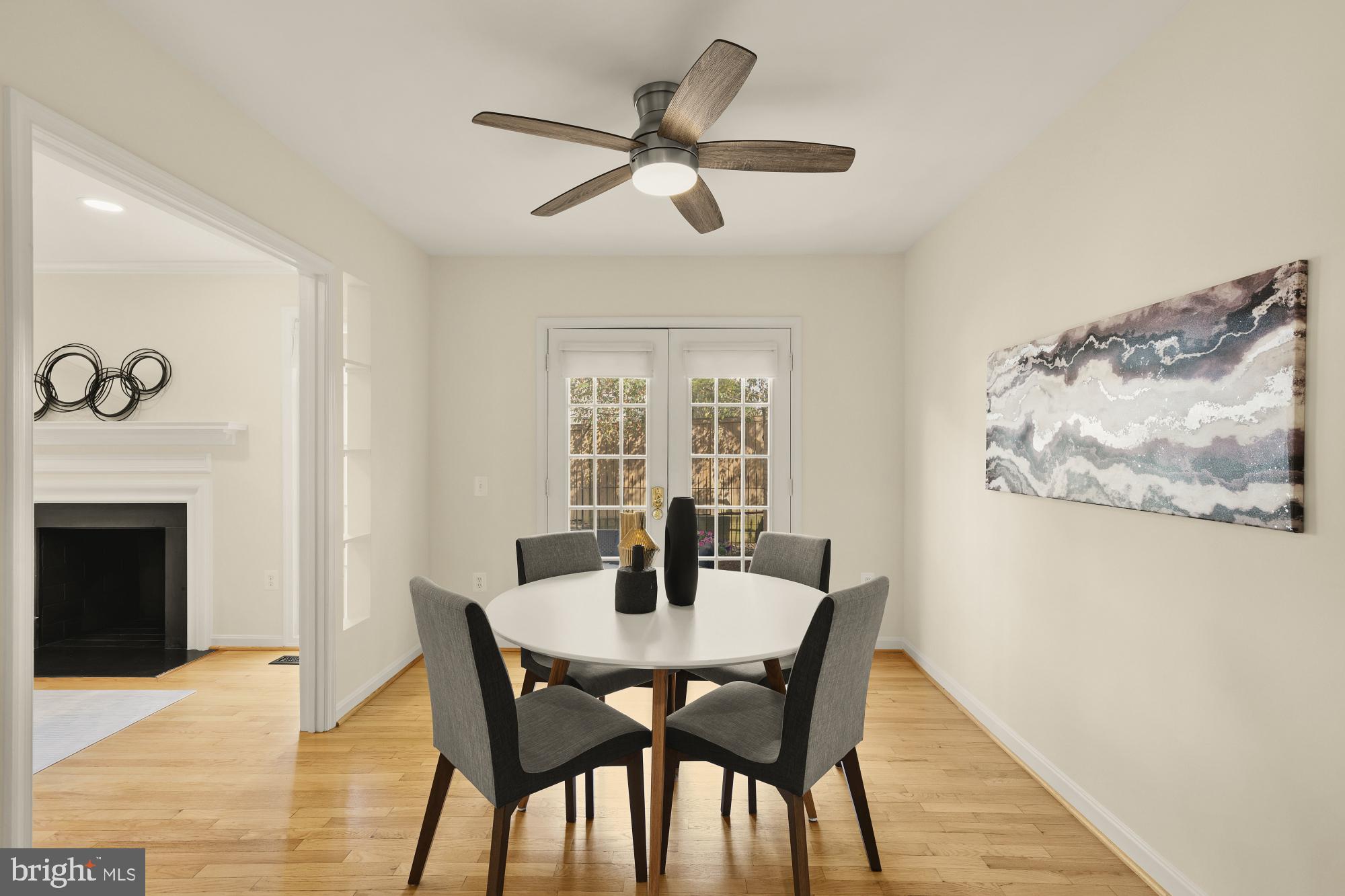 4629 4th Road North Arlington, VA 22203 - Photo 7 of 41 Casual Dining Area Right Off the Patio