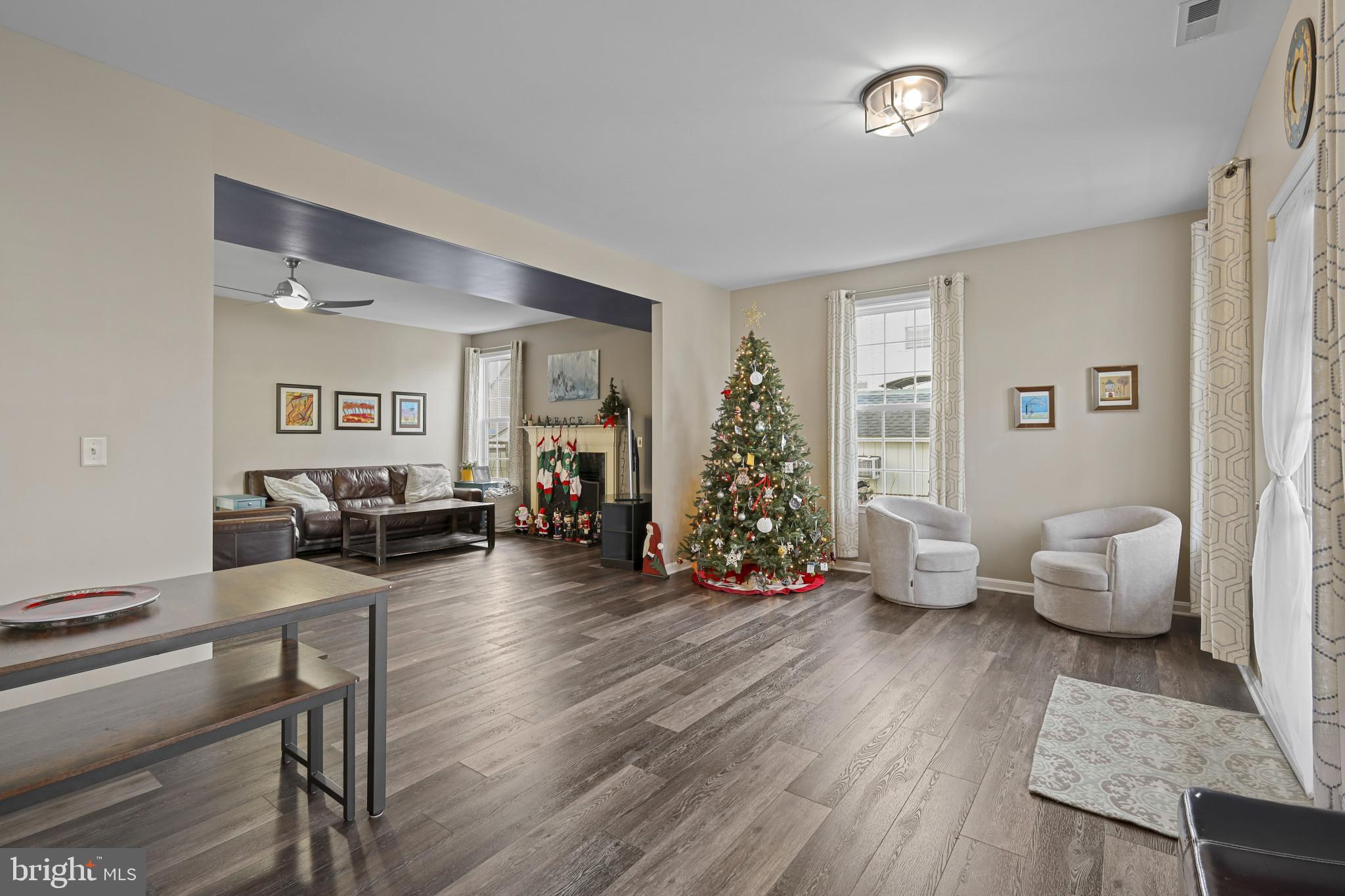 4220 Kings Road Edgewater, MD 21037 - Photo 13 of 78 a living room with furniture and wooden floor