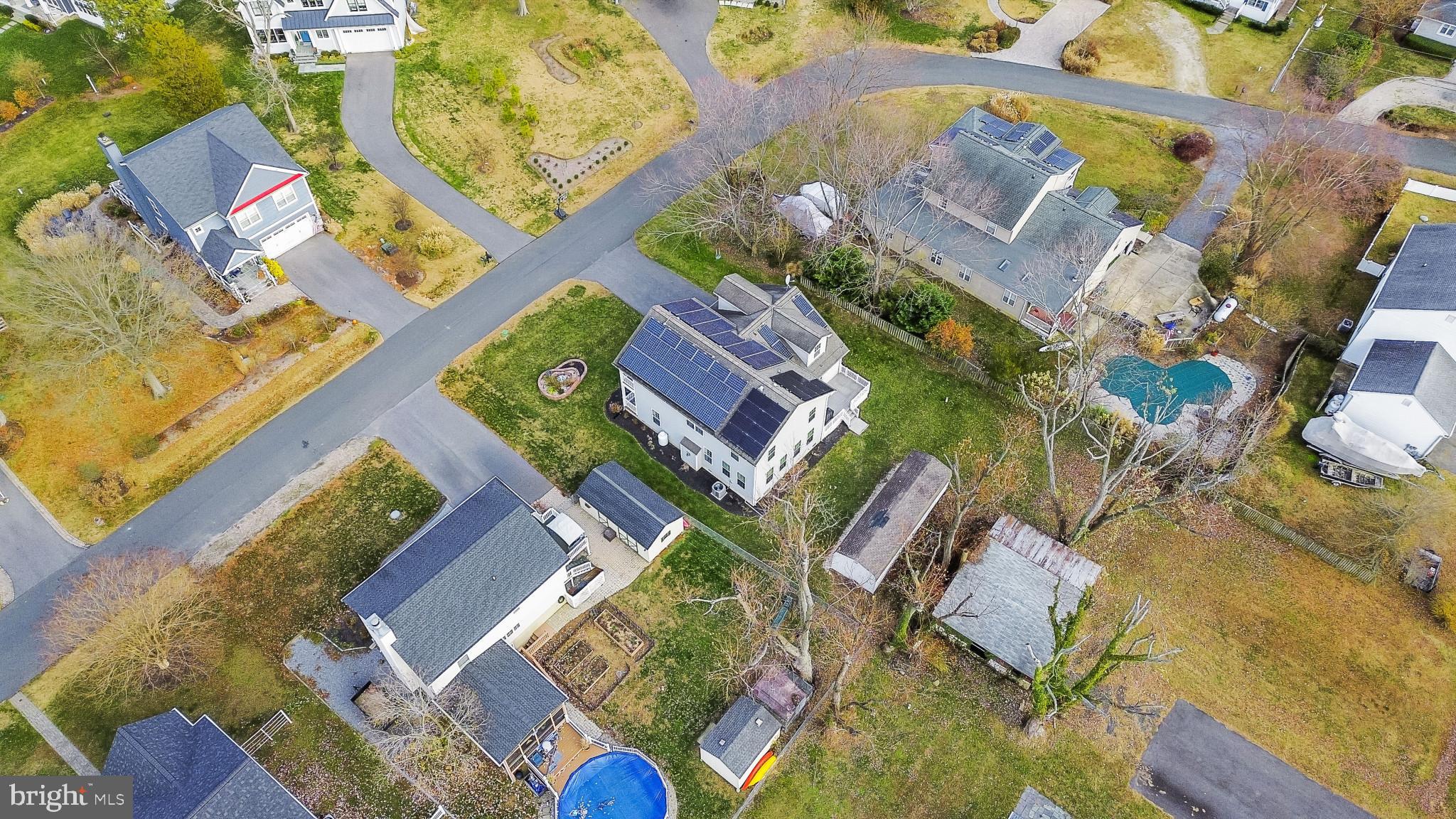 4220 Kings Road Edgewater, MD 21037 - Photo 65 of 78 an aerial view of a house with a yard