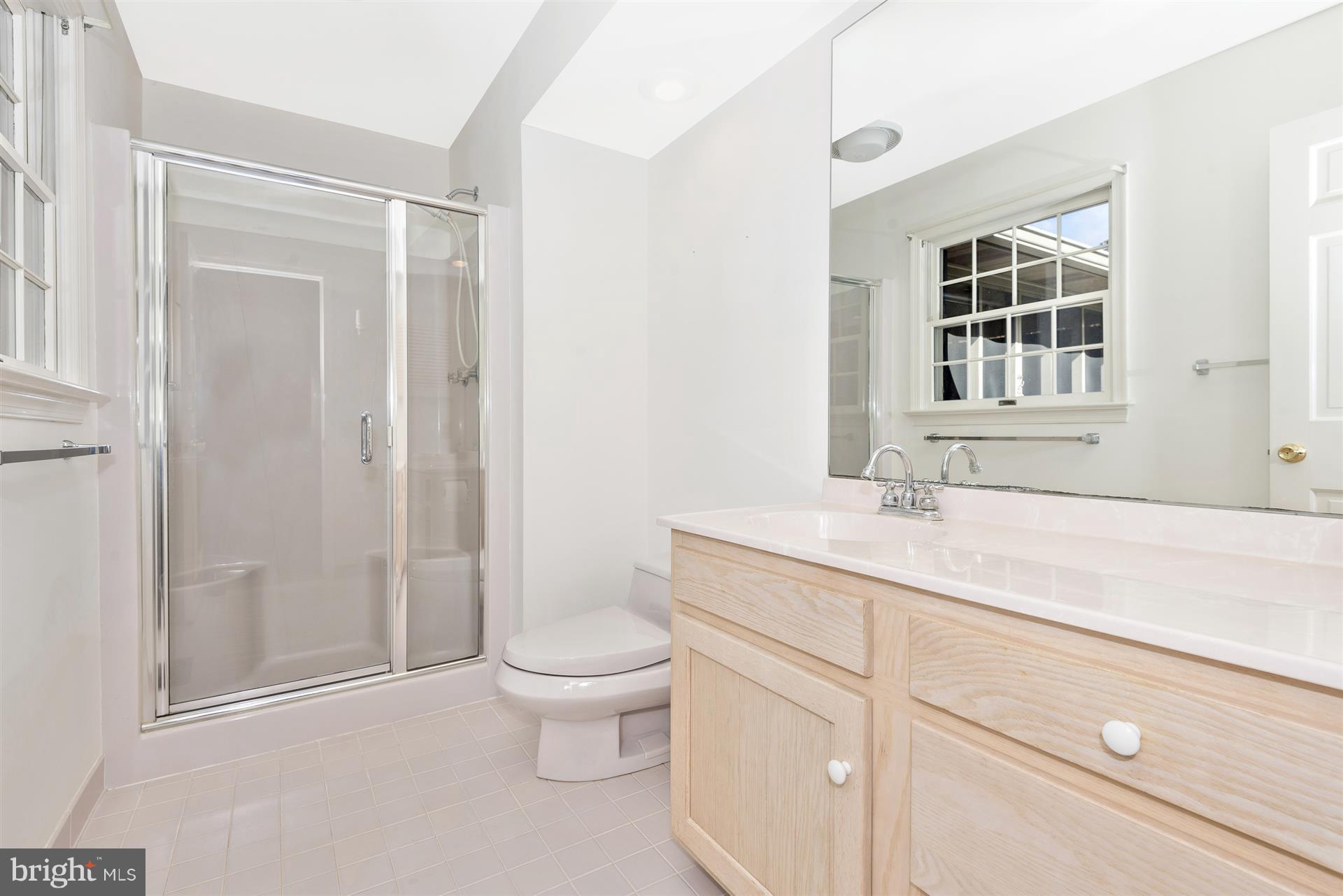 8114 Laurel Ridge Road Frederick, MD 21702 - Photo 19 of 29 Bath (Master)