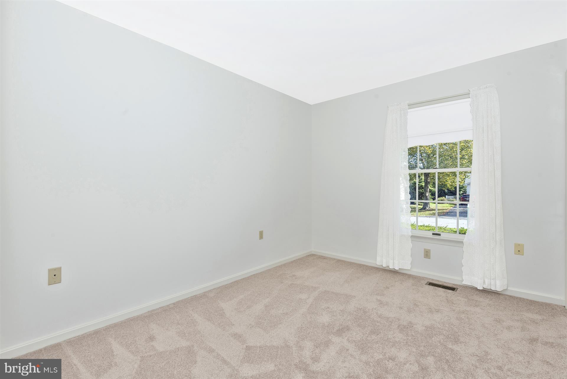 8114 Laurel Ridge Road Frederick, MD 21702 - Photo 20 of 29 Bedroom