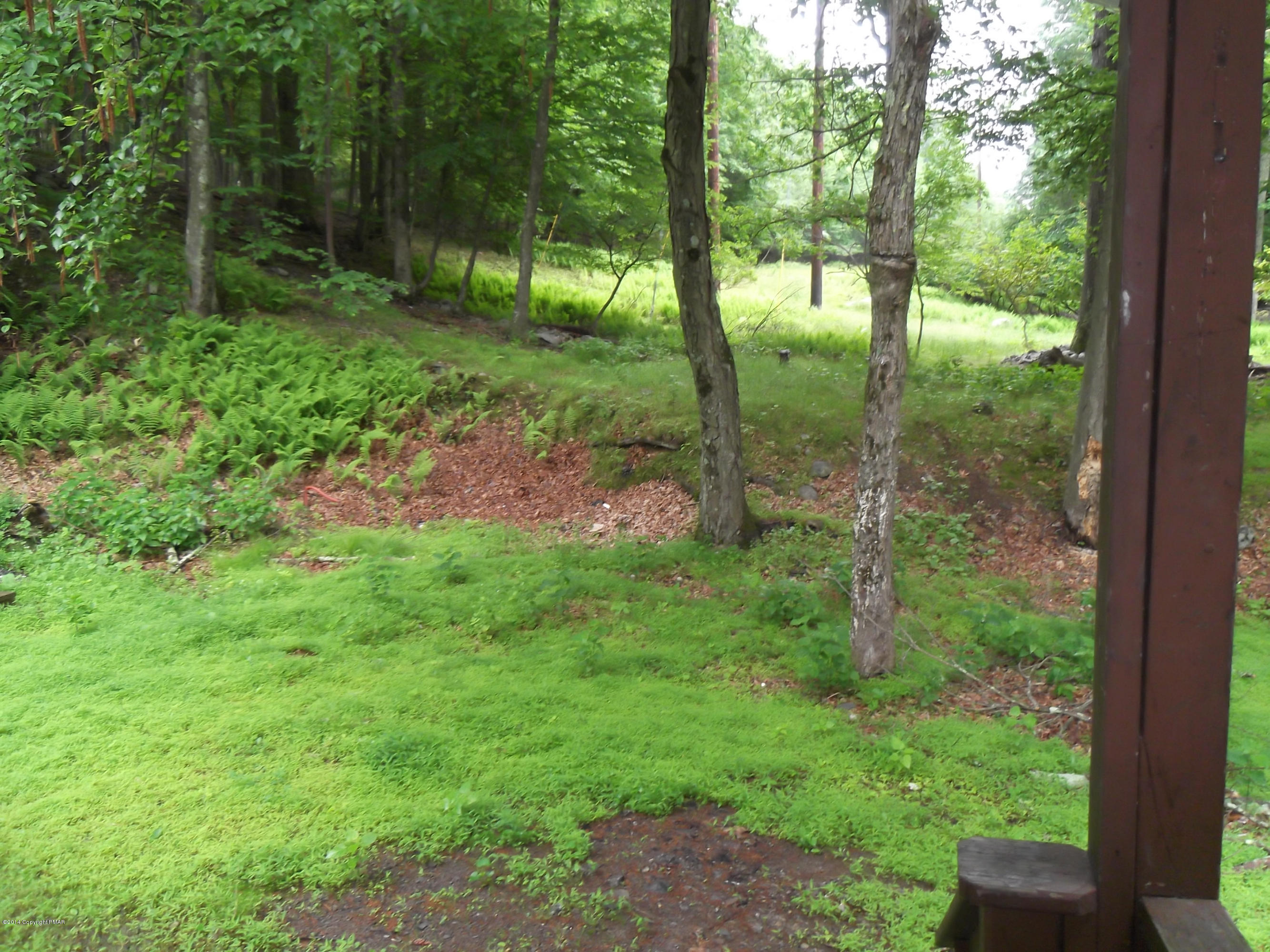 1512 Sugar Mountain Road West Bushkill, PA 18324 - Photo 8 of 11 Back yard