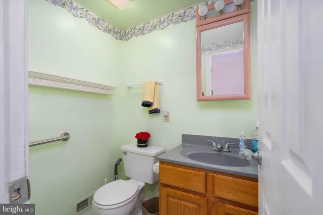 $405,000 | 422 Debbie Lane, Millville, NJ 08332