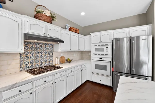 $699,500 | 3130 Hillcrest Court, Madera, CA 93637