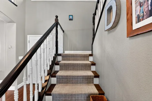 $699,500 | 3130 Hillcrest Court, Madera, CA 93637