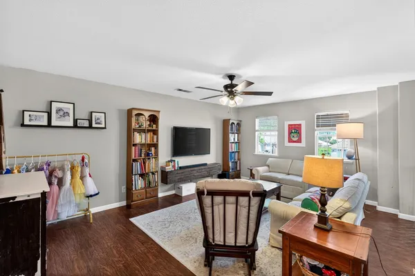 $699,500 | 3130 Hillcrest Court, Madera, CA 93637