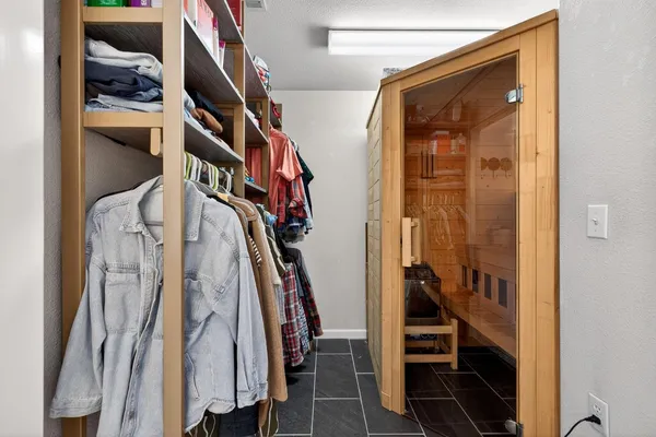 $699,500 | 3130 Hillcrest Court, Madera, CA 93637