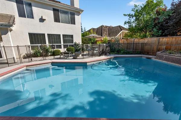 $699,500 | 3130 Hillcrest Court, Madera, CA 93637