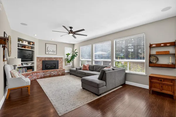 $699,500 | 3130 Hillcrest Court, Madera, CA 93637