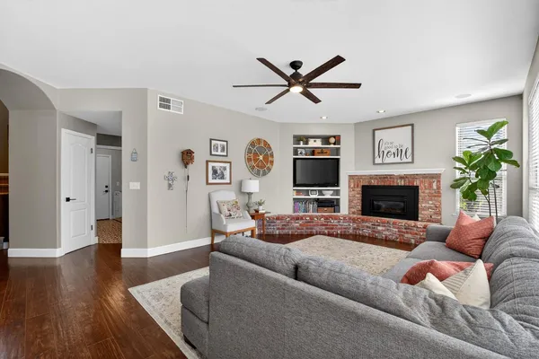 $699,500 | 3130 Hillcrest Court, Madera, CA 93637