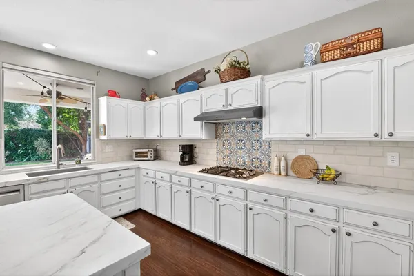 $699,500 | 3130 Hillcrest Court, Madera, CA 93637