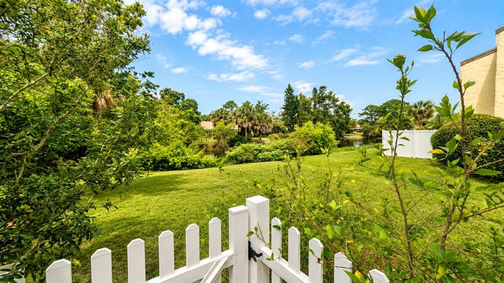 3413 Clark Road, Unit 114 Sarasota, FL 34231 - Photo 16 of 20