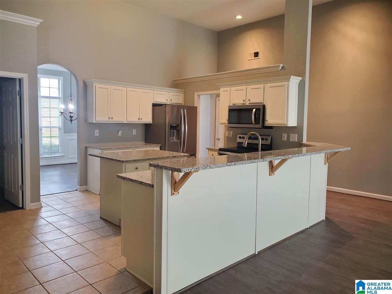 6016 Overlook Lane Bessemer, AL 35022 - Photo 12 of 42