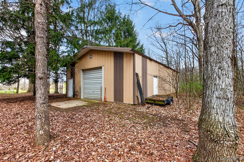 8197 Irish Road Millington, MI 48746 - Photo 54 of 58