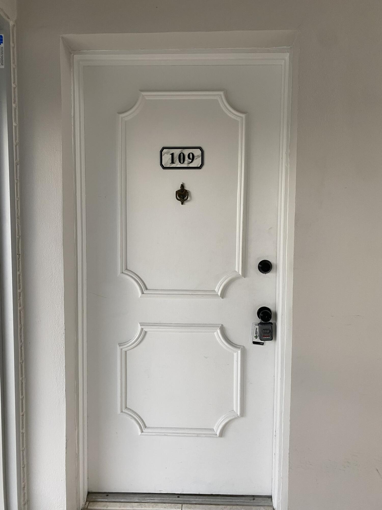 298 Southwest 6th Street, Unit 109 Boca Raton, FL 33432 - Photo 2 of 28