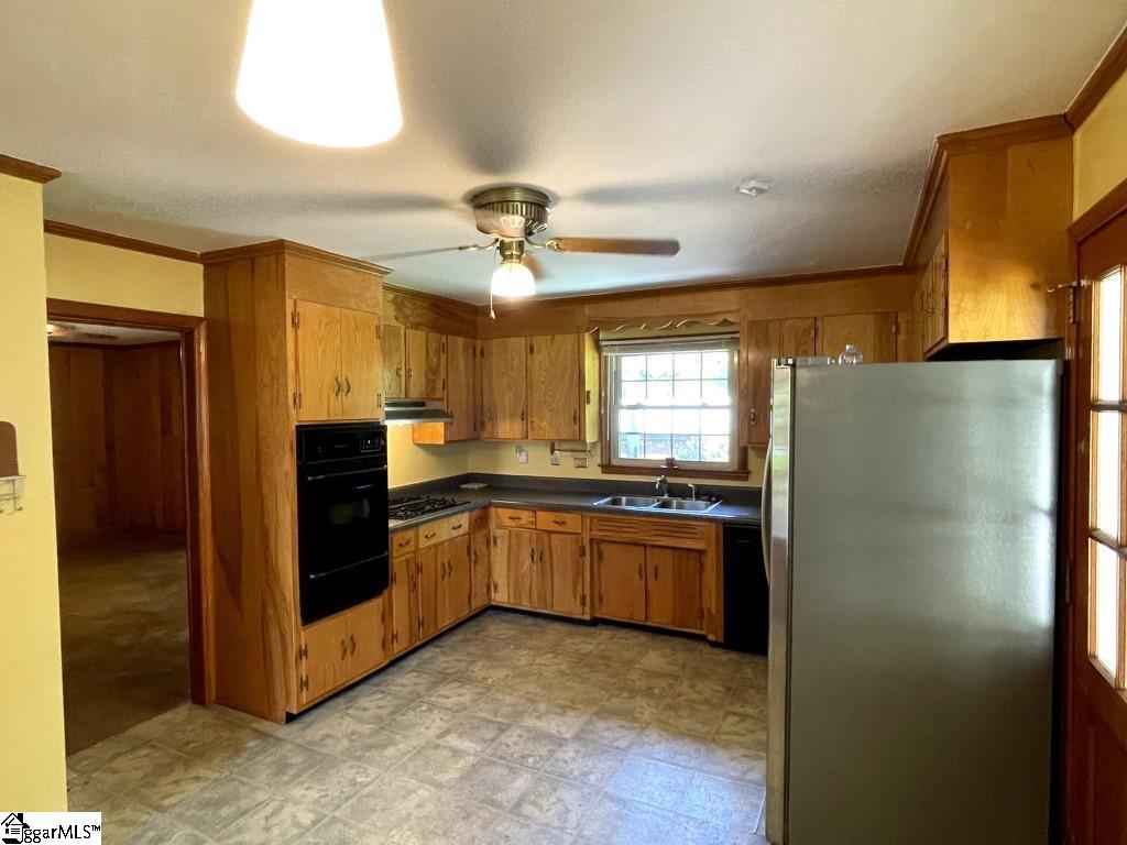 7 Spring Valley Road Greenville, SC 29615 - Photo 13 of 32 Gallery Image 13