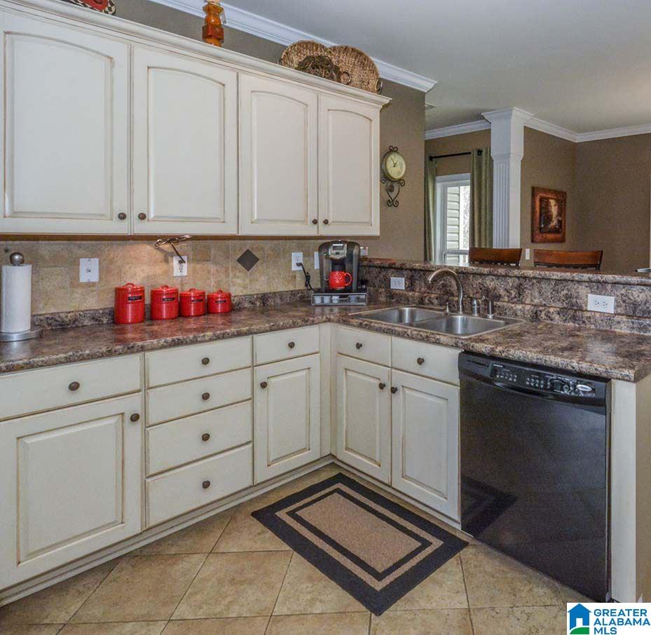 692 Hickory Valley Road Trussville, AL 35173 - Photo 13 of 50