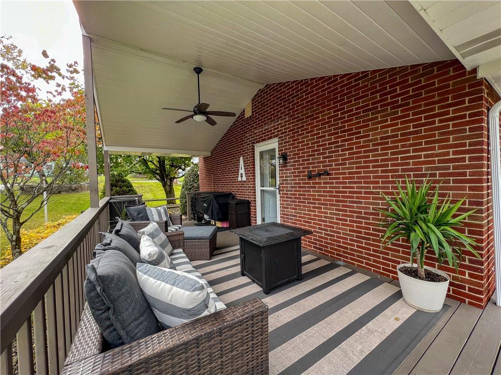 139 Delaware Drive Butler, PA 16001 - Photo 17 of 27