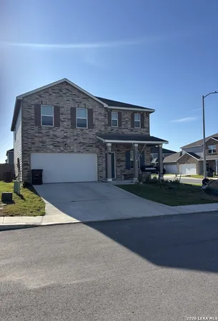 $2,300 | 7404 Cottontail Cliff, San Antonio, TX 78253