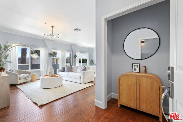 $1,173,800 | 11967 Nebraska Avenue, Unit 1, Los Angeles, CA 90025