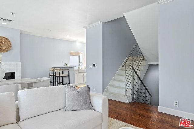 $1,173,800 | 11967 Nebraska Avenue, Unit 1, Los Angeles, CA 90025