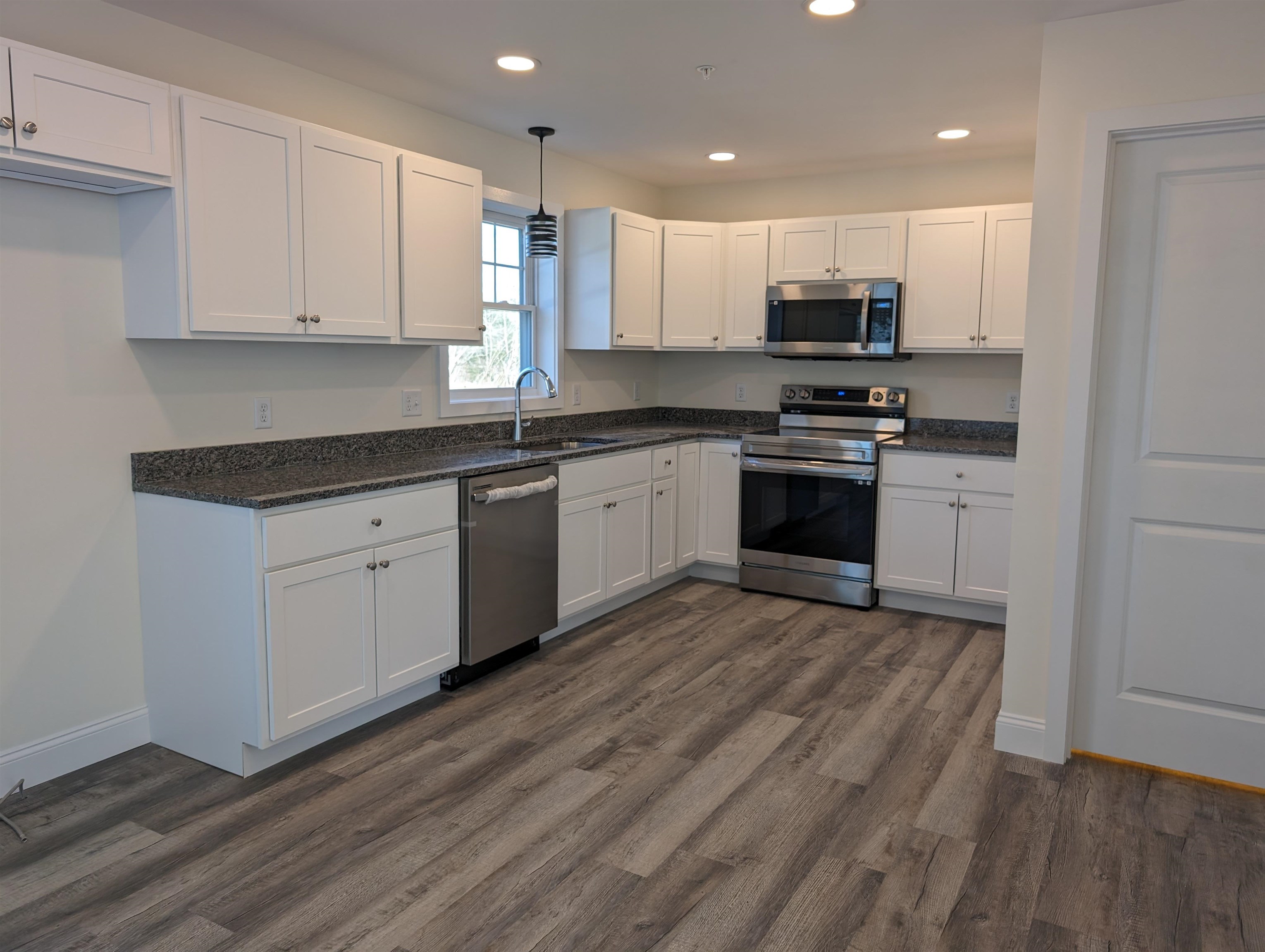 1 A Bovee Way, Unit 1A Epping, NH 03042 - Photo 17 of 22