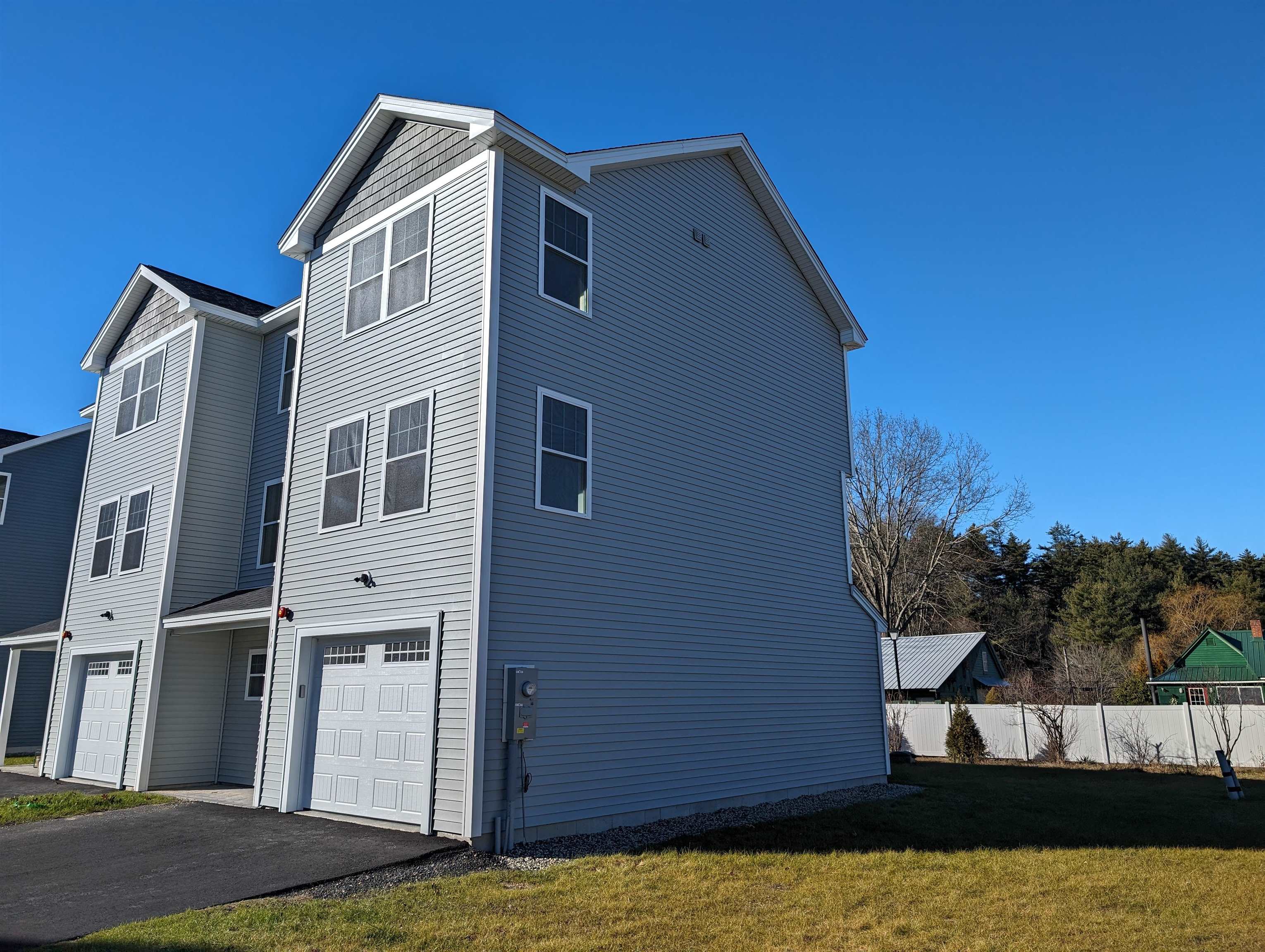 1 A Bovee Way, Unit 1A Epping, NH 03042 - Photo 2 of 22