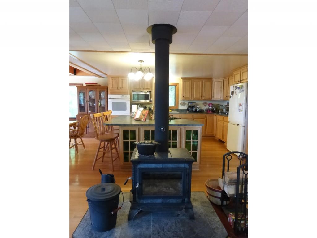 7651 Plank Road Bristol, VT 05443 - Photo 12 of 36
