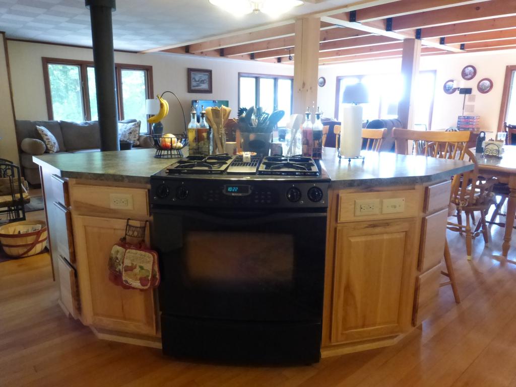 7651 Plank Road Bristol, VT 05443 - Photo 3 of 36