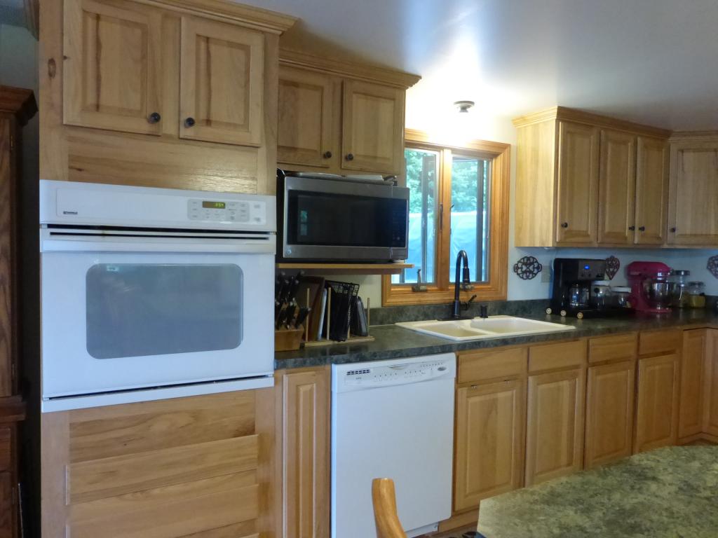 7651 Plank Road Bristol, VT 05443 - Photo 7 of 36