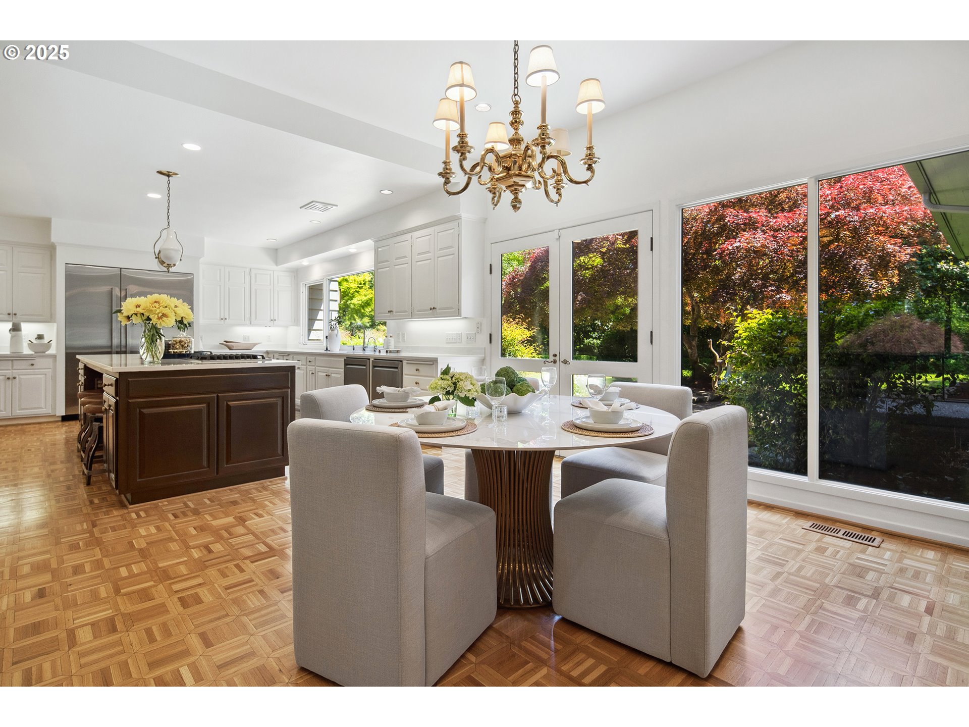 1890 South Greenwood Road Portland, OR 97219 - Photo 13 of 42