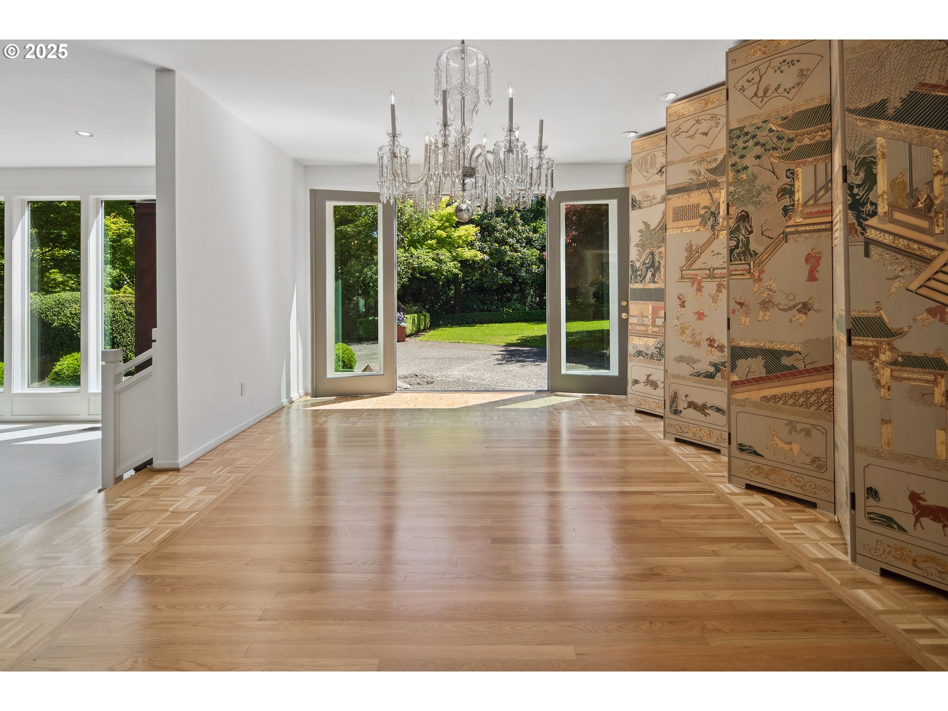 1890 South Greenwood Road Portland, OR 97219 - Photo 18 of 42