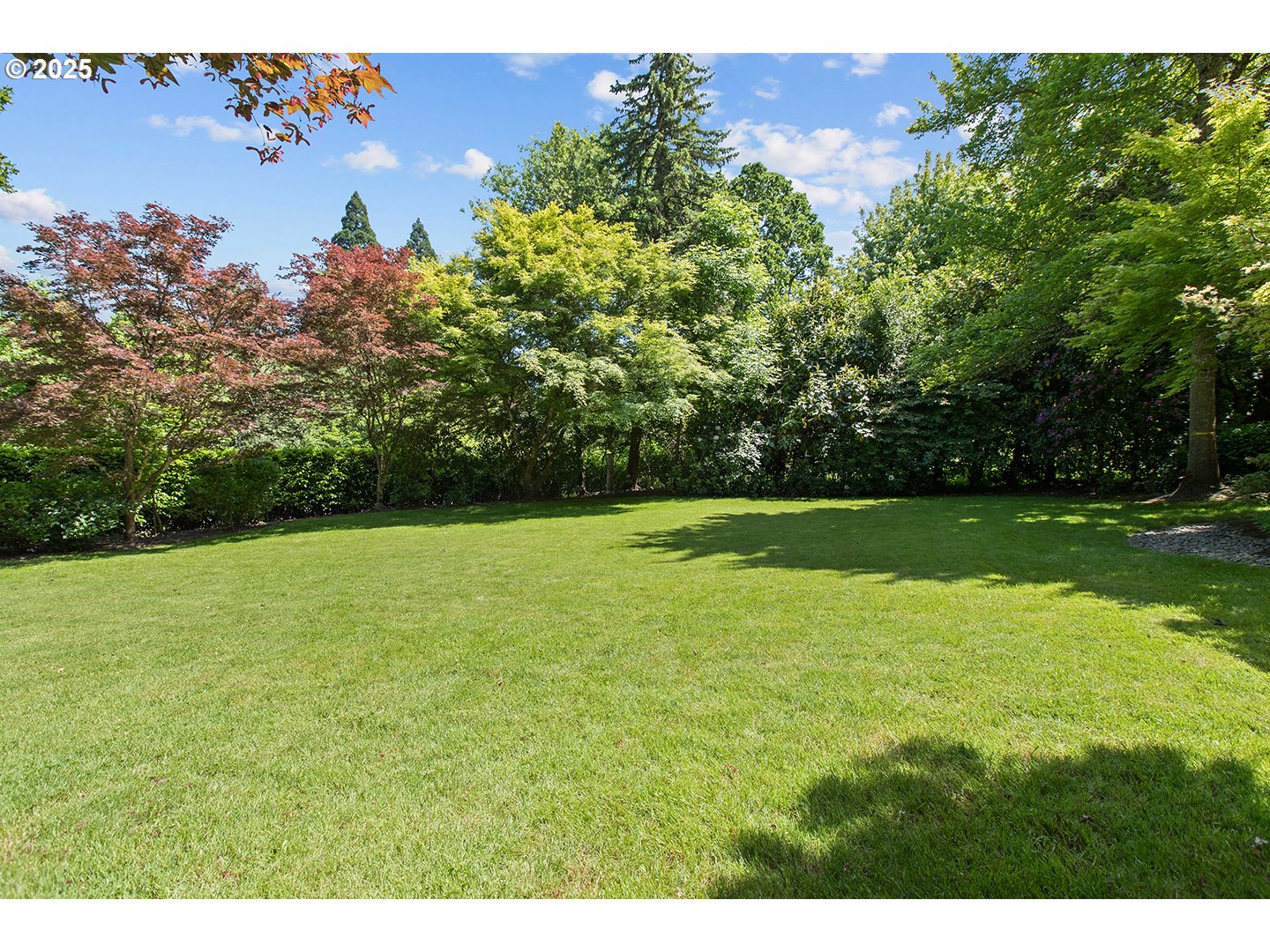 1890 South Greenwood Road Portland, OR 97219 - Photo 23 of 42