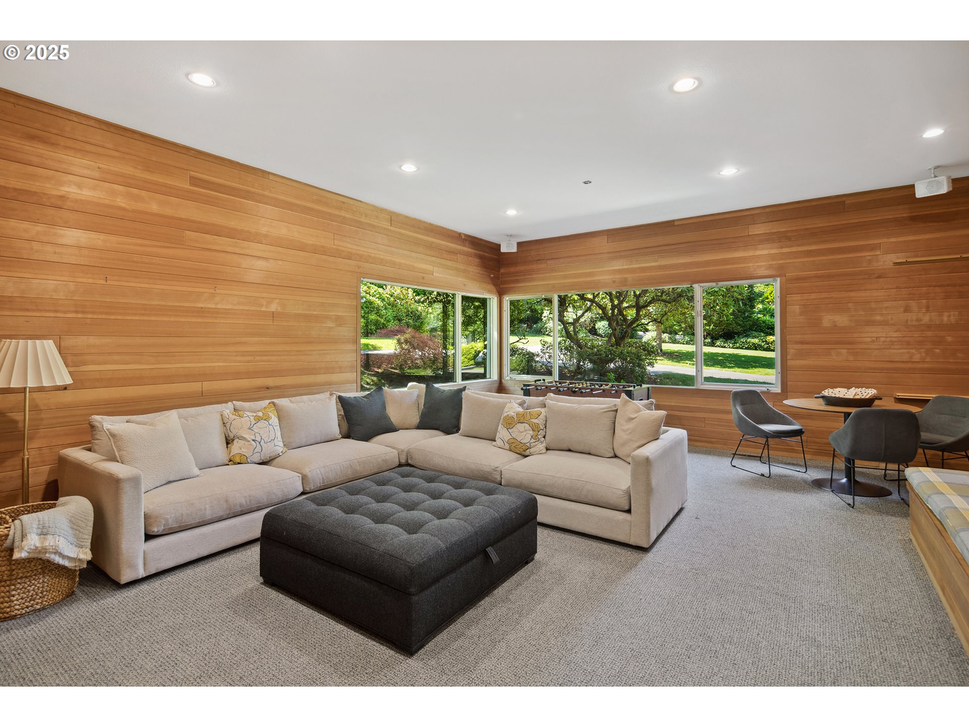 1890 South Greenwood Road Portland, OR 97219 - Photo 27 of 42