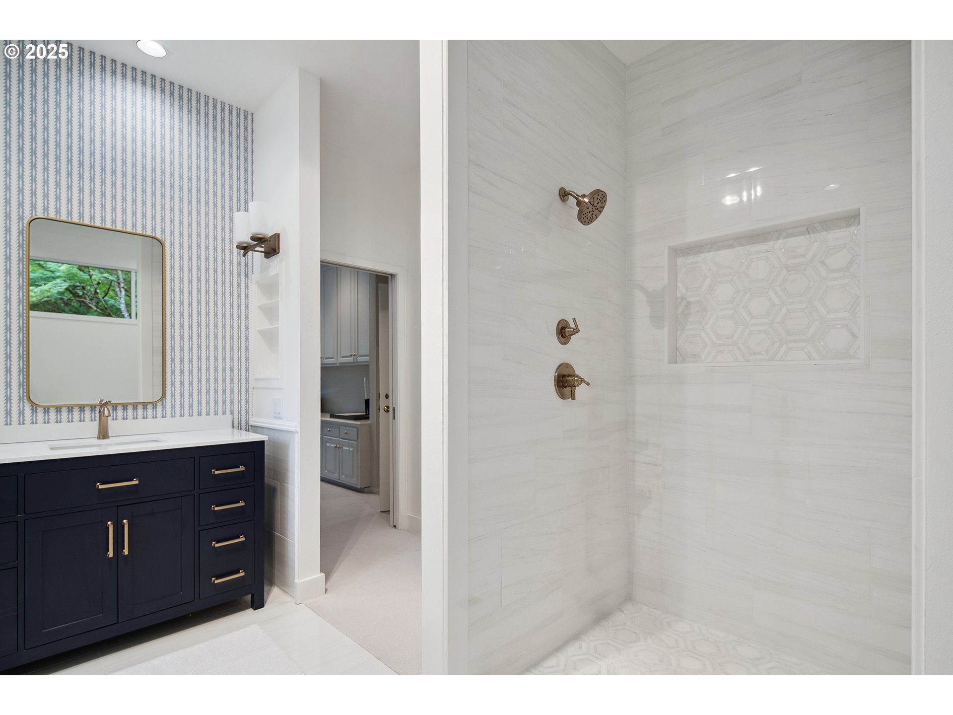 1890 South Greenwood Road Portland, OR 97219 - Photo 32 of 42