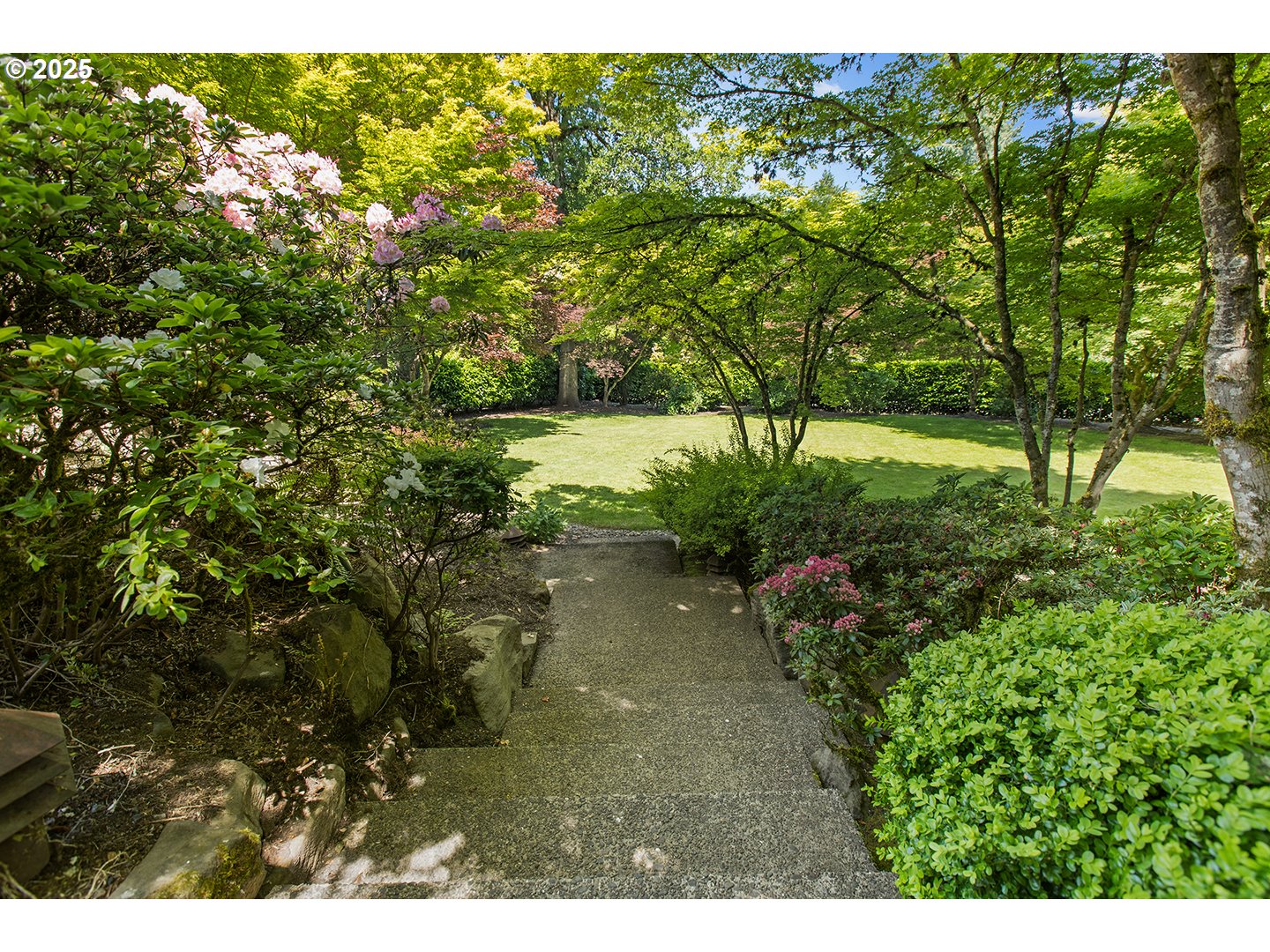 1890 South Greenwood Road Portland, OR 97219 - Photo 39 of 42