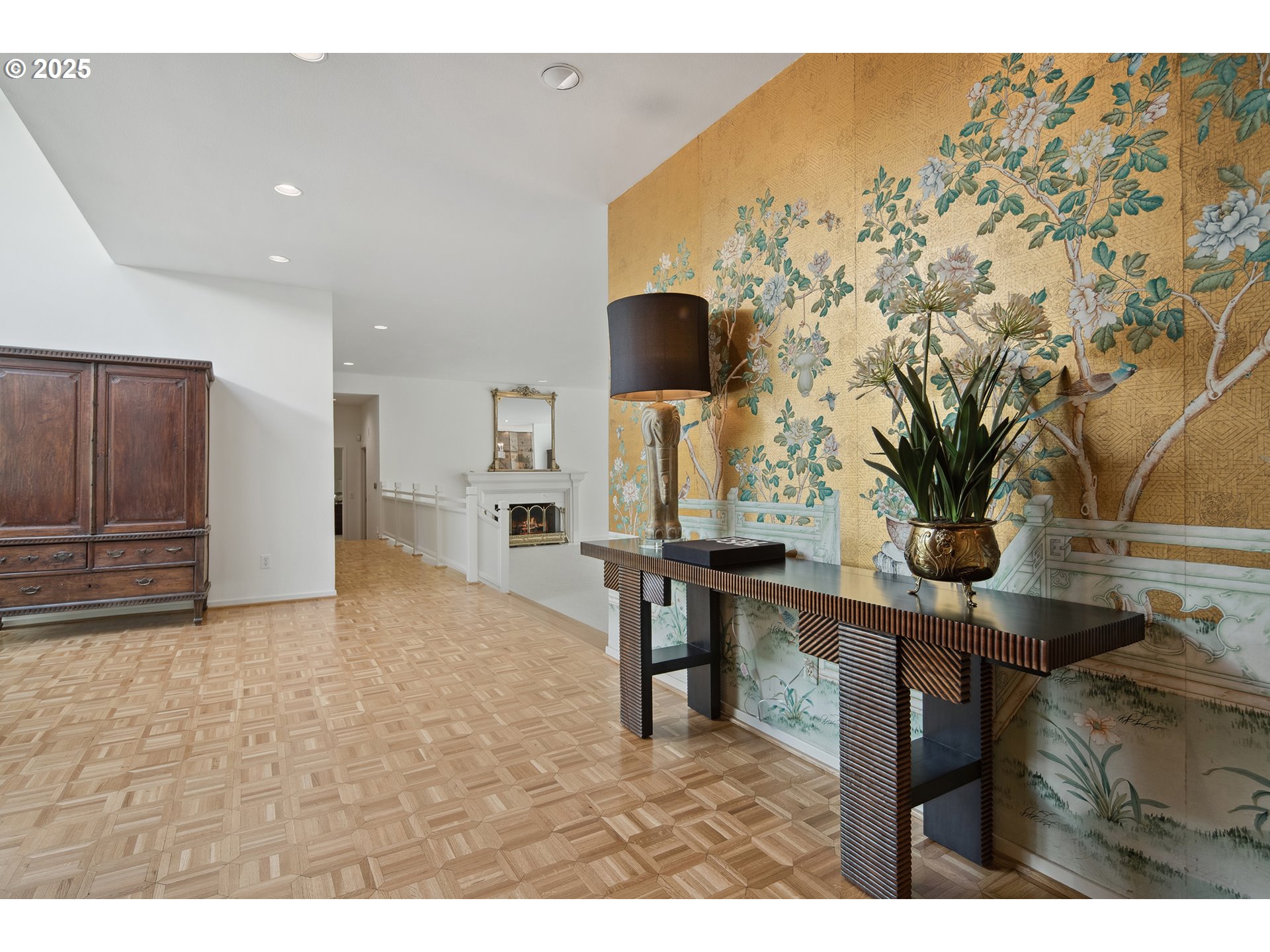 1890 South Greenwood Road Portland, OR 97219 - Photo 8 of 42