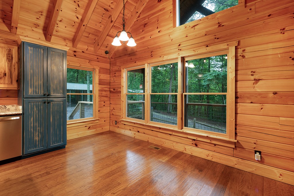 165 Hunter Ridge Ellijay, GA 30540 - Photo 17 of 46