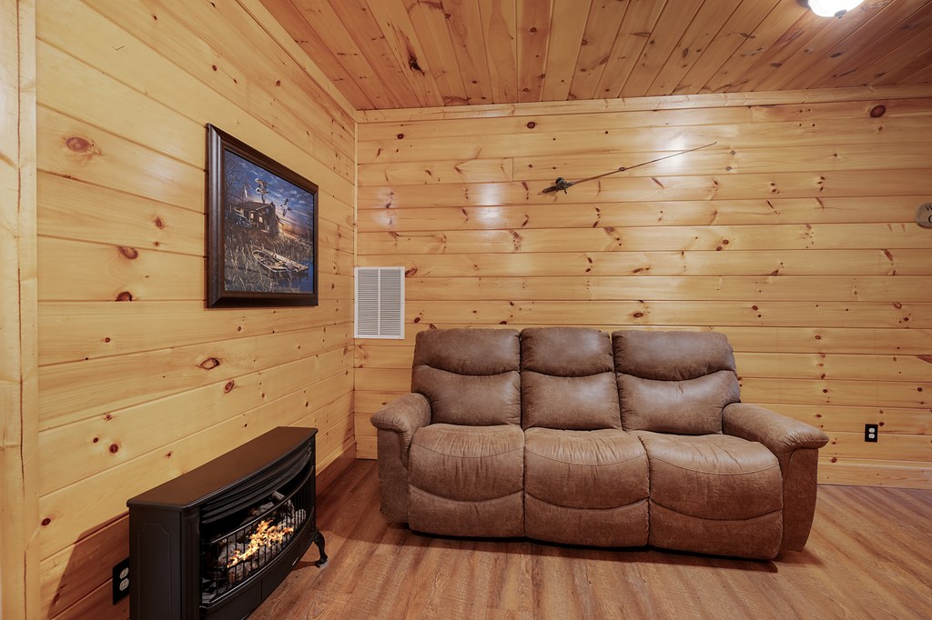 165 Hunter Ridge Ellijay, GA 30540 - Photo 33 of 46