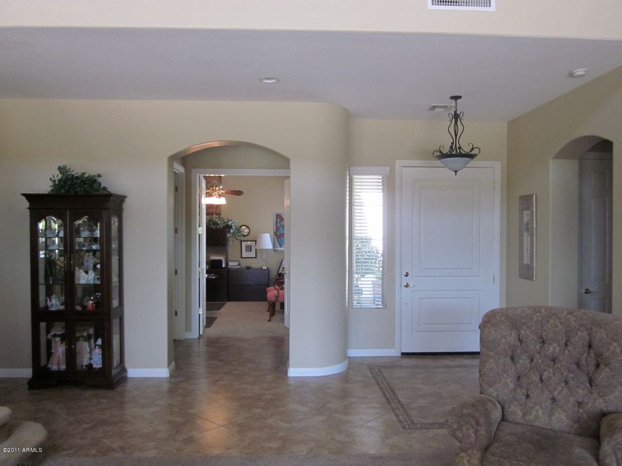 431 East Elgin Street Gilbert, AZ 85295 - Photo 20 of 34 Den/Front Door